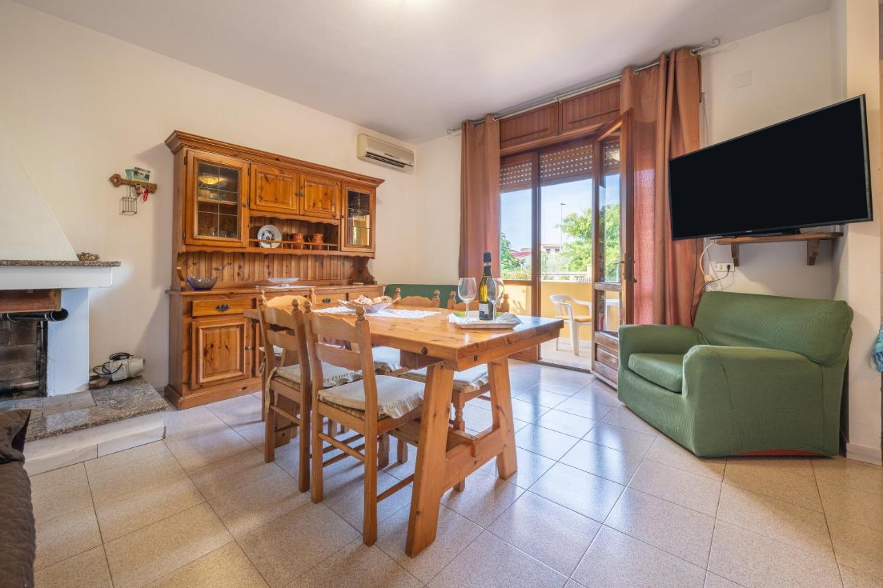 Casa Vacanze San Giovanni San Giovanni Suèrgiu Esterno foto