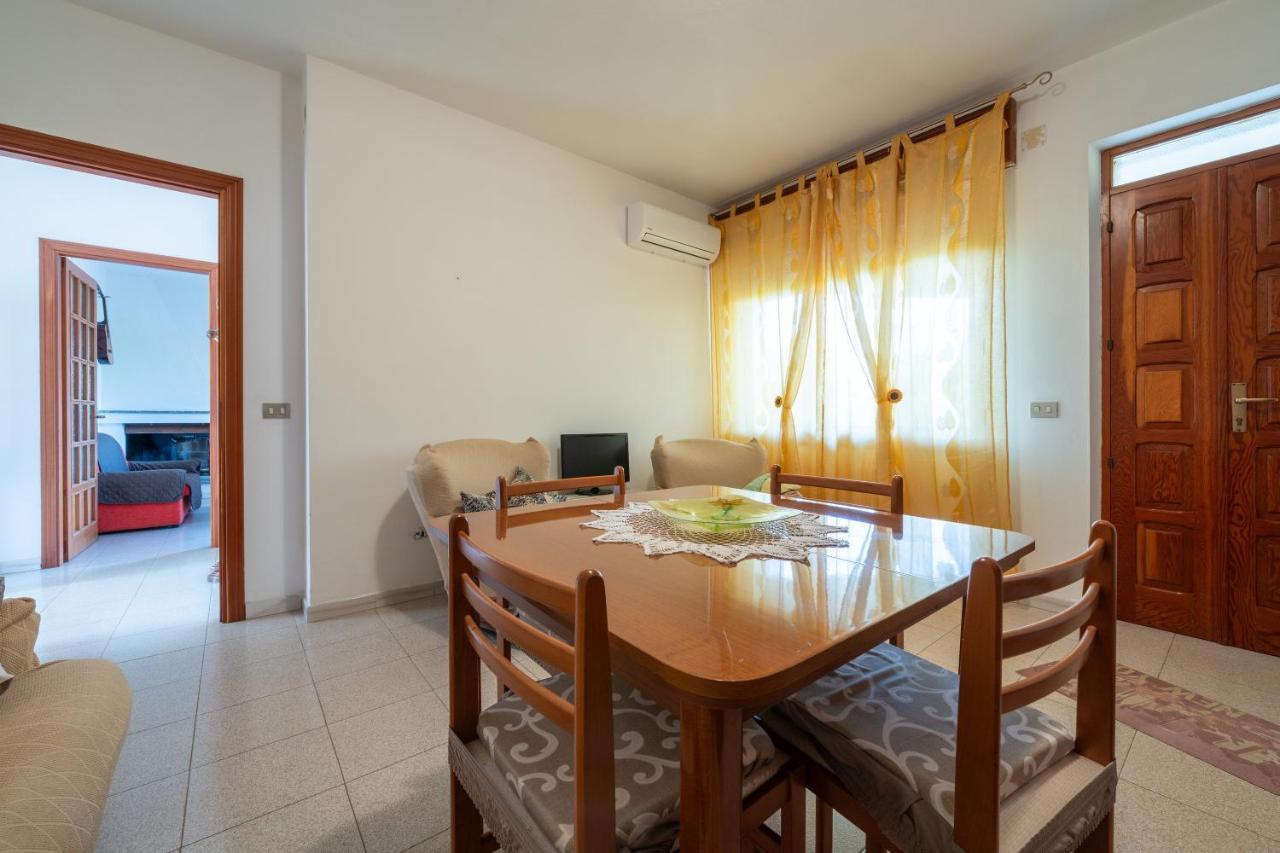Casa Vacanze San Giovanni San Giovanni Suèrgiu Esterno foto