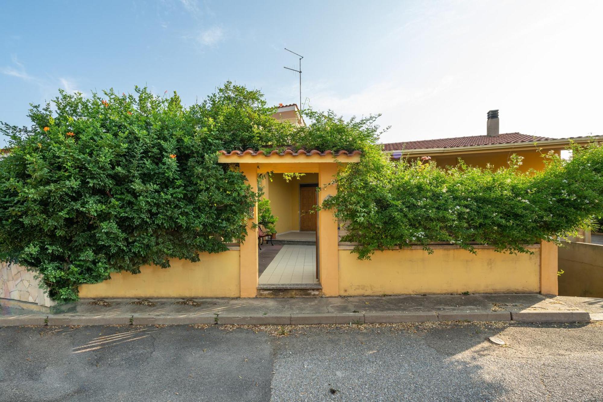 Casa Vacanze San Giovanni San Giovanni Suèrgiu Esterno foto